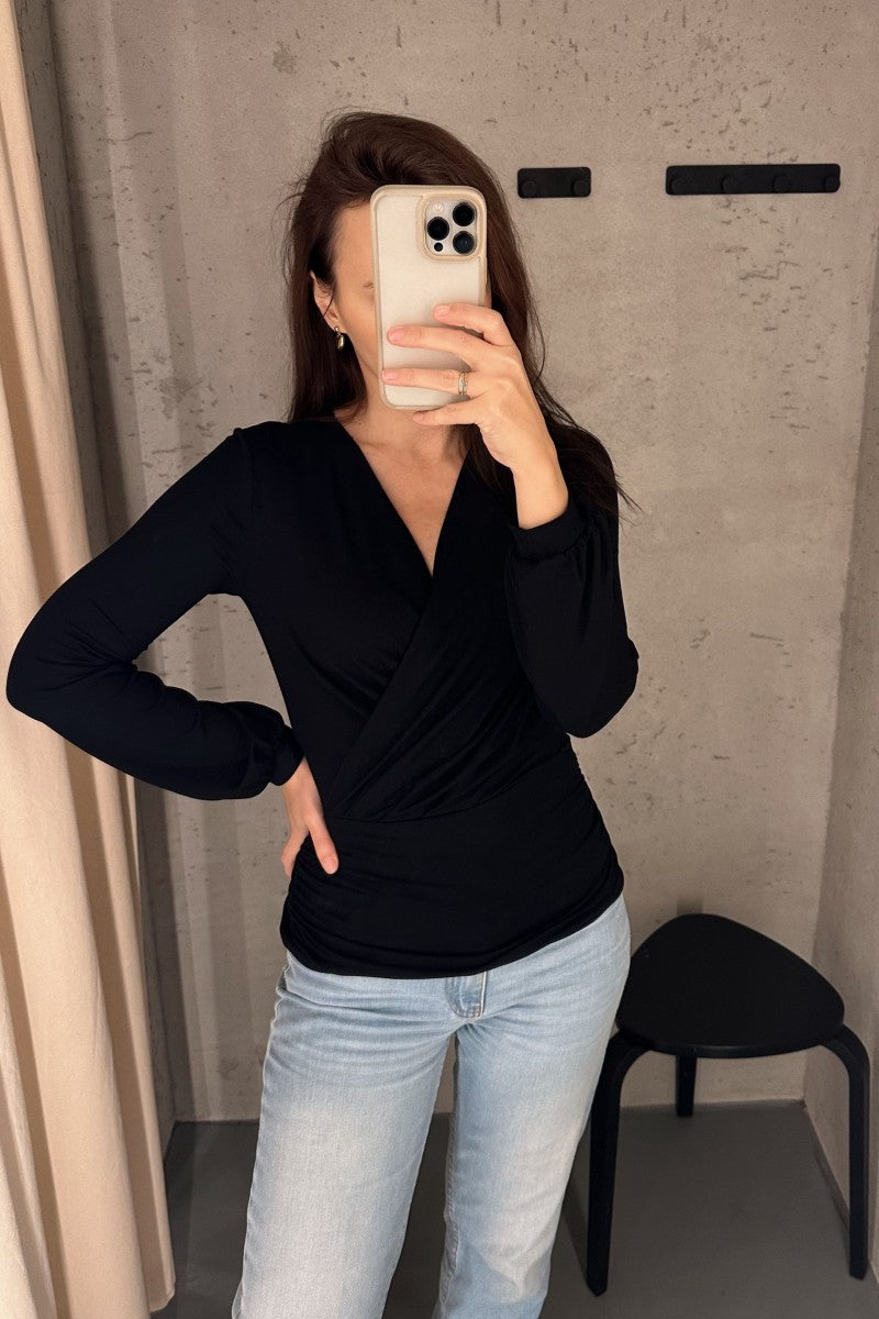 Ana&Co™  bluzka kopertowa z mikromodalu czarna